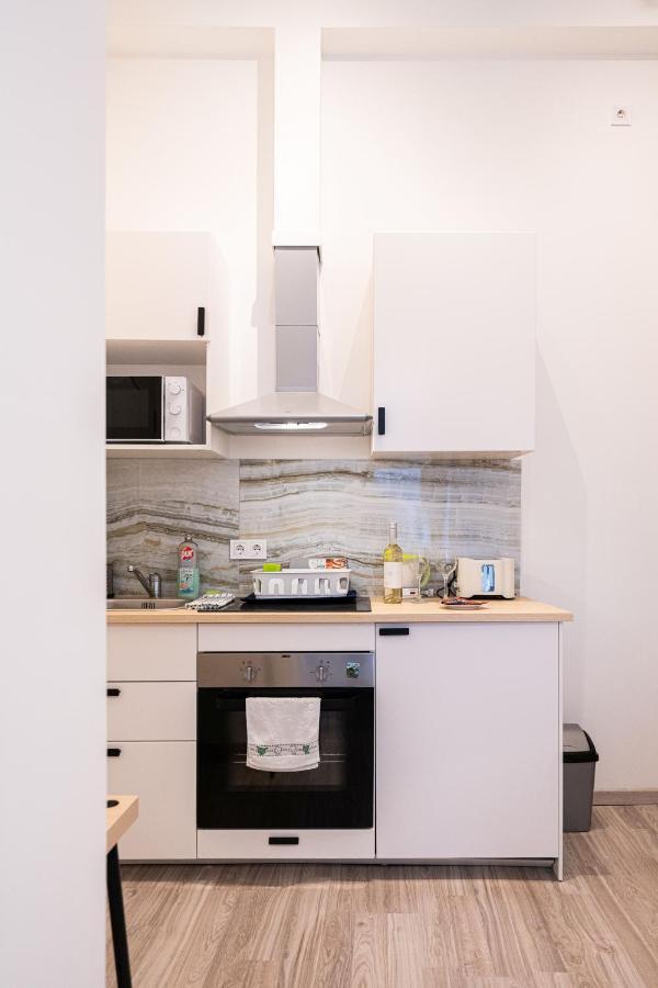 King Seventeen Homes Budapest Esterno foto