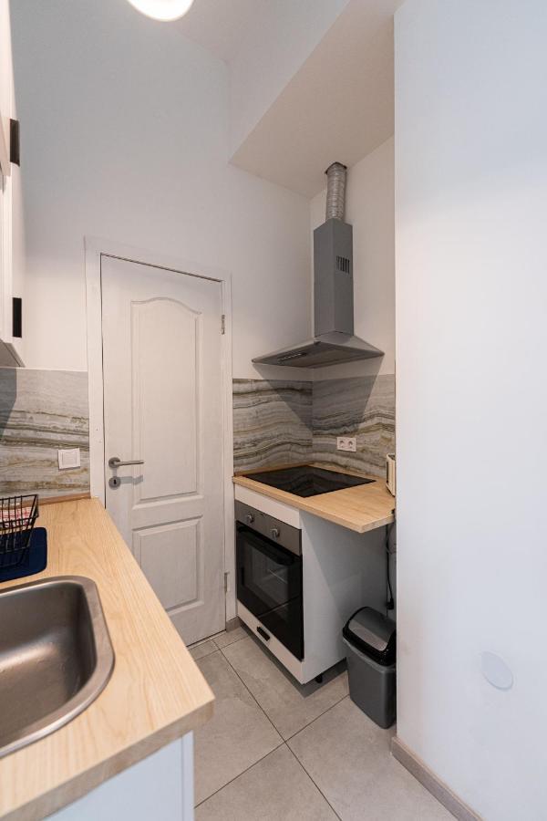 King Seventeen Homes Budapest Esterno foto