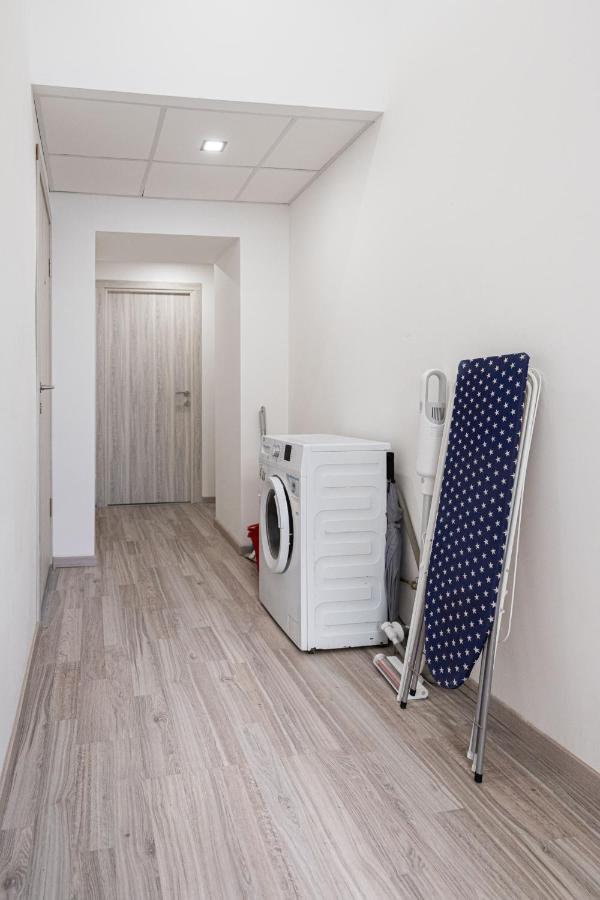 King Seventeen Homes Budapest Esterno foto