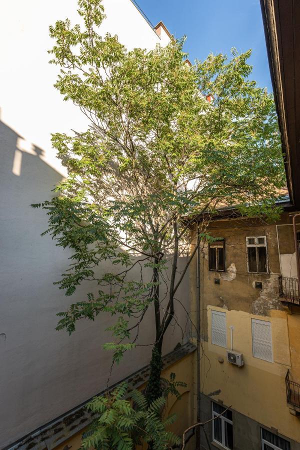 King Seventeen Homes Budapest Esterno foto
