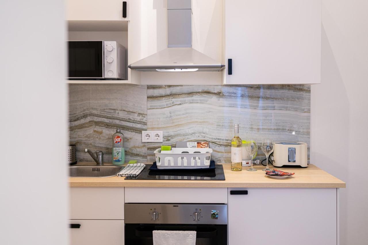 King Seventeen Homes Budapest Esterno foto
