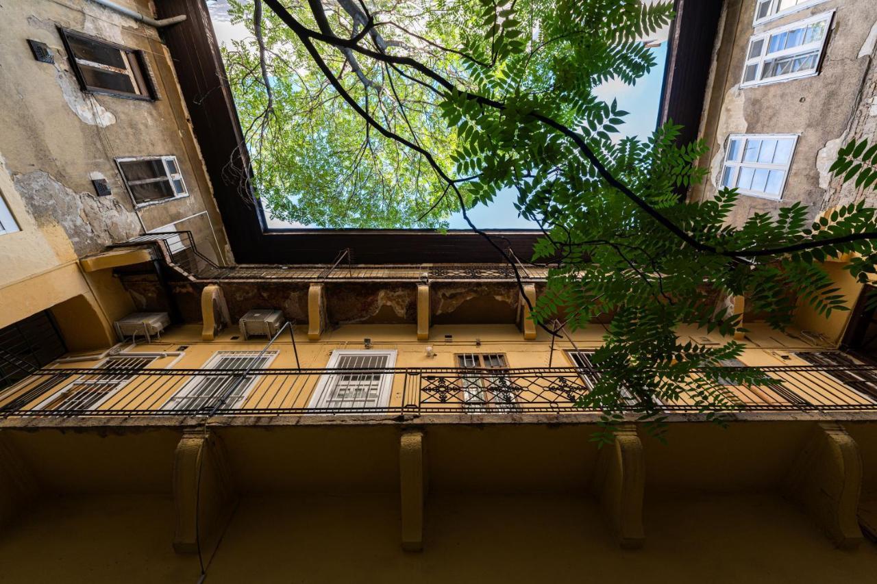 King Seventeen Homes Budapest Esterno foto