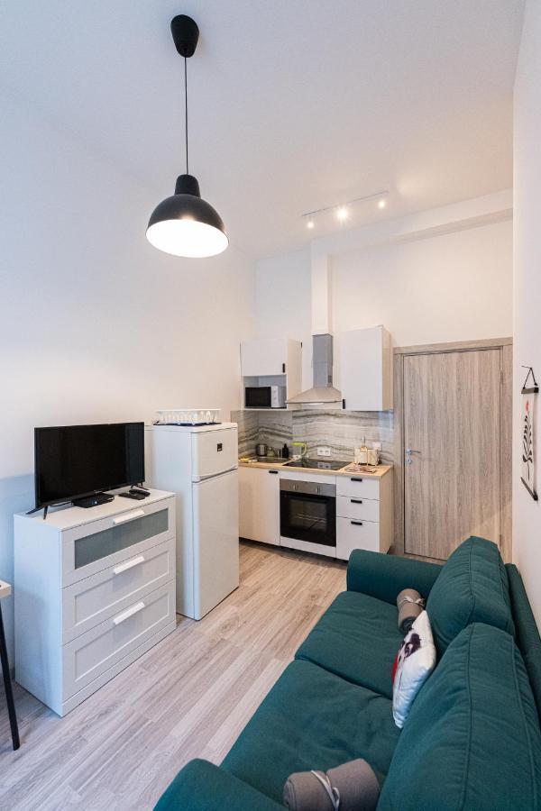 King Seventeen Homes Budapest Esterno foto